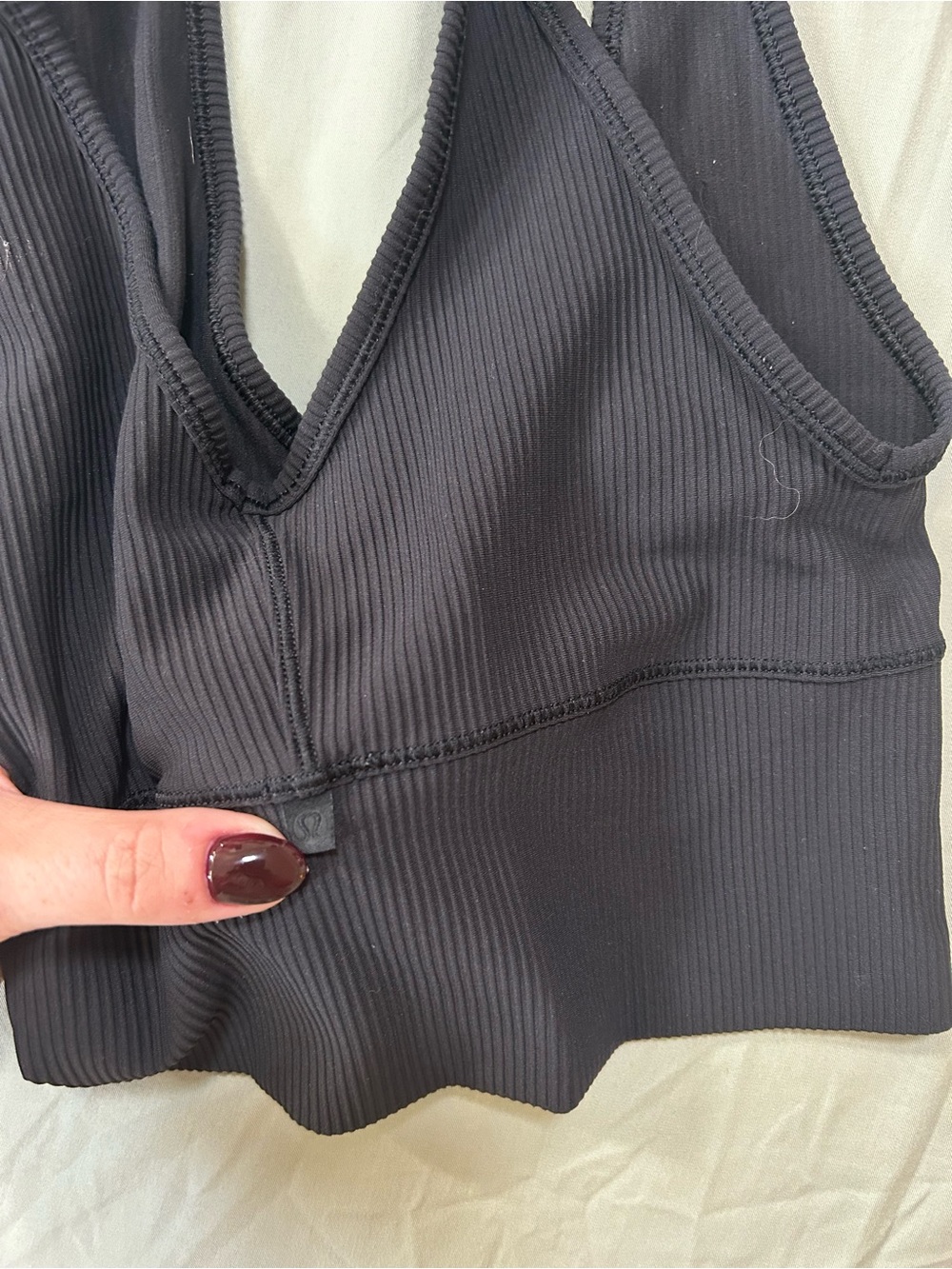 Lululemon “ Power Pivot Tank Ribbed” size 4 - Picture 4 of 4